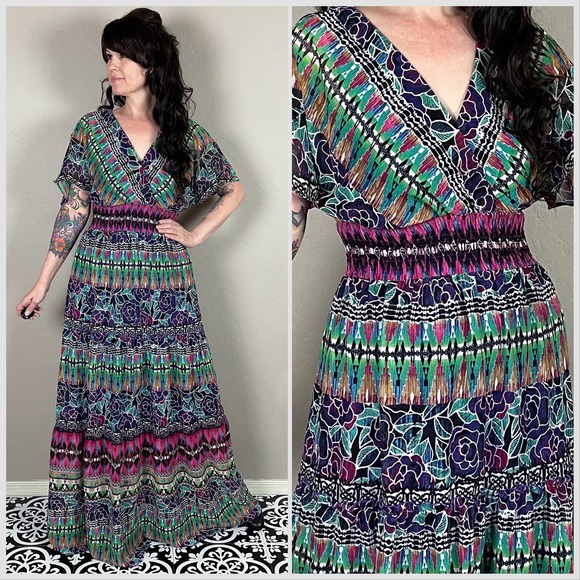 Vintage Dresses & Skirts - Vintage Y2K Flutter Sleeve Chiffon Floral Print Maxi Dress